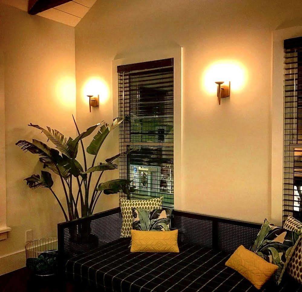 American Beech Hotel กรีนพอร์ต ภายนอก รูปภาพ